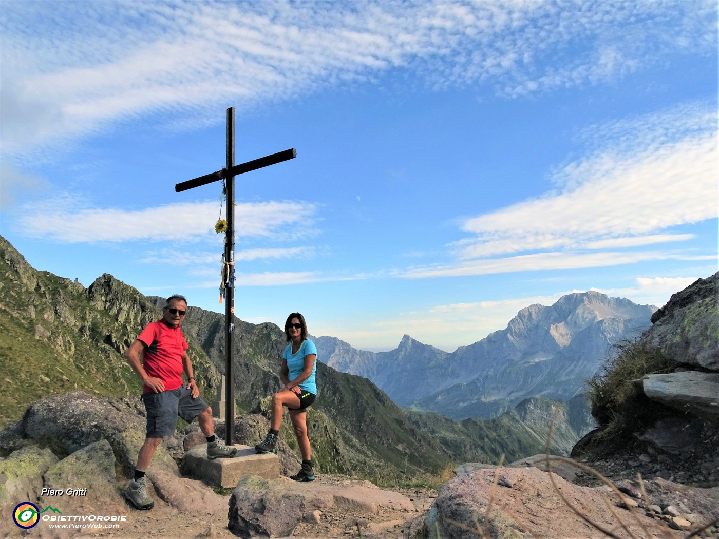 88 Alla croce del Passo di Mezzeno (2144 m).JPG -                                